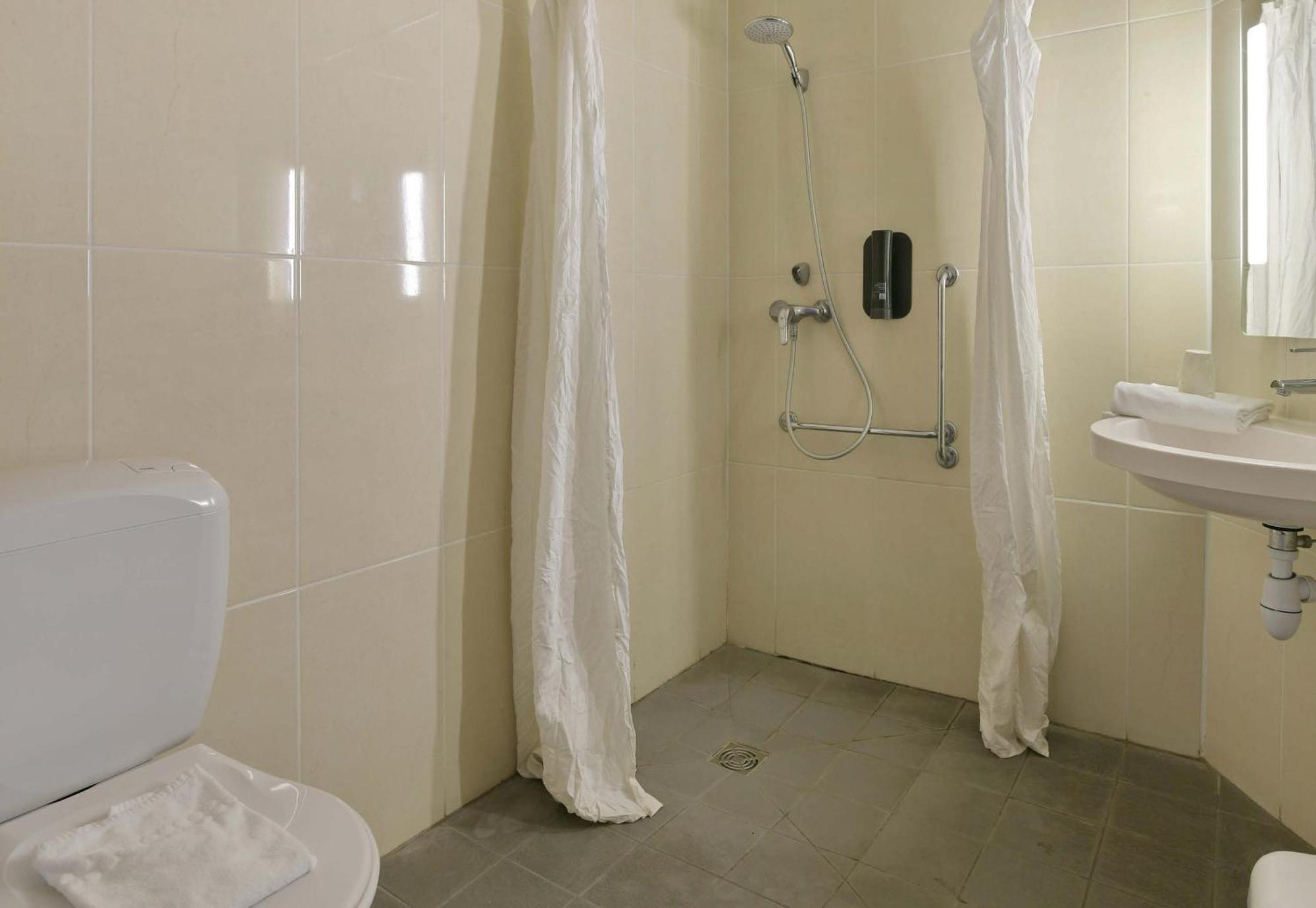 B&B Hotel Le Mans Nord 1 Saint-Saturnin  Dış mekan fotoğraf